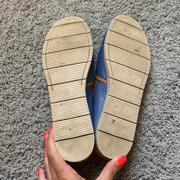 La Pinta Leather Slip Ons - Picture 7 of 13